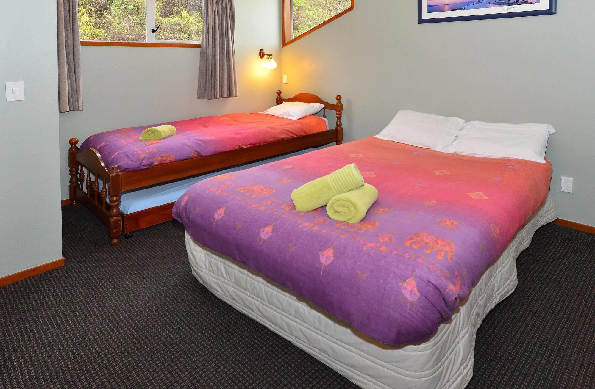 Leith Valley Holiday Park And Motels Dunedin Kültér fotó